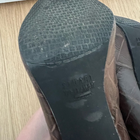 Stuart Weitzman brown boots size 10 excellent like-new condition. Alligator. - Picture 5 of 8